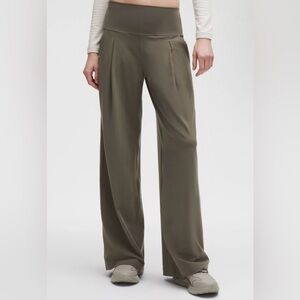 Lululemon Align Palazzo Pants in Army Green (Size 4)